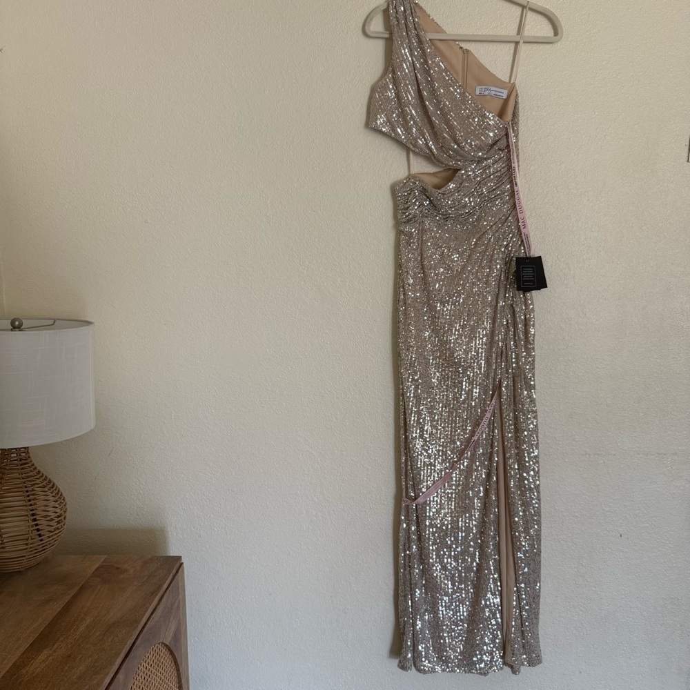 MAC DUGGAL Dress Size 4 Evening Gown Sequin NEW Cream One Shoulder Cut Out - Picture 3 of 12